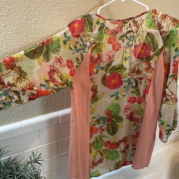 Anthropologie NEW condition Floral and crochet blouse . SZ Large . By Meadow Rue - Picture 5 of 8